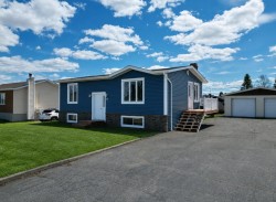 69 10e Avenue O.  Palmarolle, QC J0Z 3C0