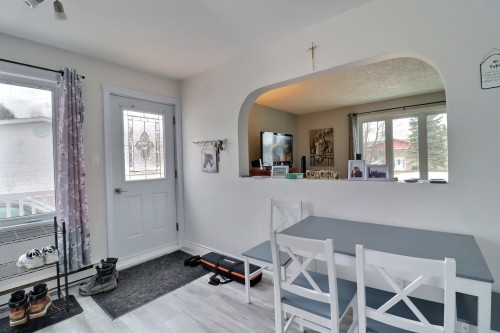 Hall d'entrée/Vestibule - 69 10E Avenue O., Palmarolle, QC - Indoor