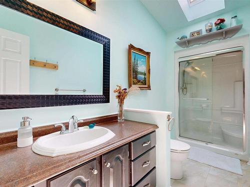 50 Macdonald Park Road, Kentville, NS - Indoor Photo Showing Bathroom