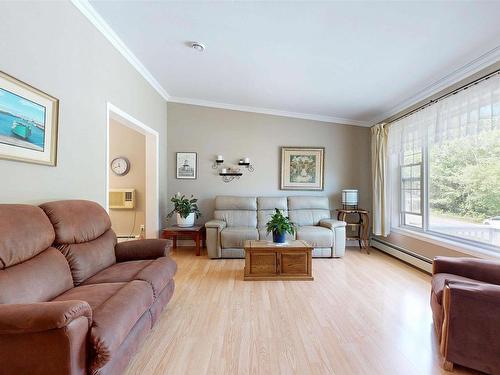 50 Macdonald Park Road, Kentville, NS - Indoor Photo Showing Living Room