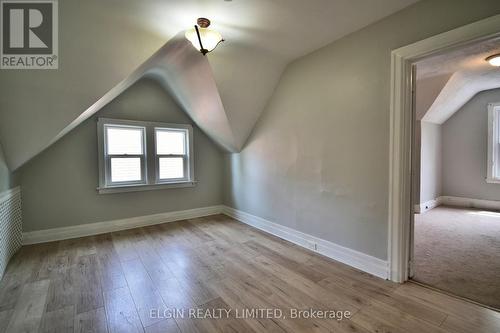 17 Prince Albert Street, St. Thomas, ON - Indoor Photo Showing Other Room