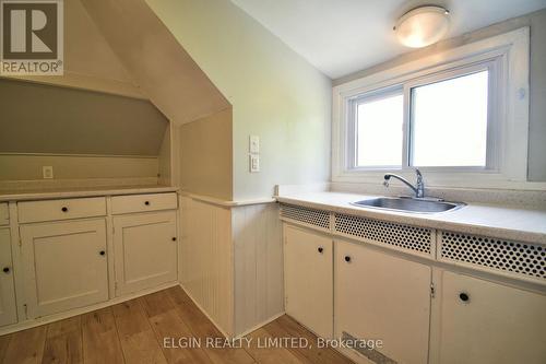 17 Prince Albert Street, St. Thomas, ON - Indoor Photo Showing Kitchen