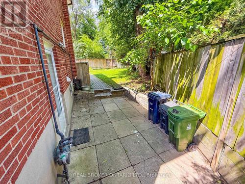 LOWER LEVEL - 14 GOOCH COURT , Toronto, Ontario M6S 2N8 2