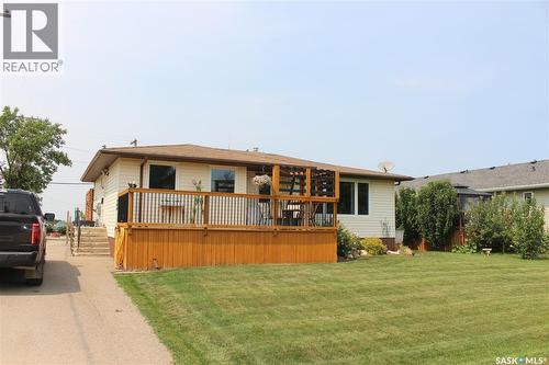 265 Saskatchewan Street, Central Butte, SK - Outdoor With Deck Patio Veranda
