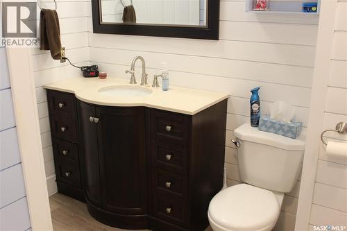 265 Saskatchewan Street, Central Butte, SK - Indoor Photo Showing Bathroom