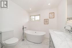 Ensuite - 