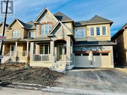 40 FAIMIRA AVENUE  Georgina, ON L4P 0C2