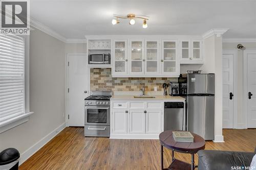 2216 Lorne Street, Regina, SK - Indoor Photo Showing Kitchen