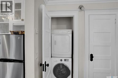 2216 Lorne Street, Regina, SK - Indoor Photo Showing Laundry Room