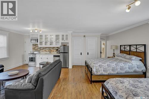 2216 Lorne Street, Regina, SK - Indoor Photo Showing Bedroom