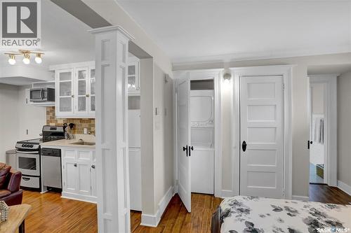 2216 Lorne Street, Regina, SK - Indoor