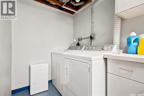 2216 Lorne Street, Regina, SK - Indoor Photo Showing Laundry Room