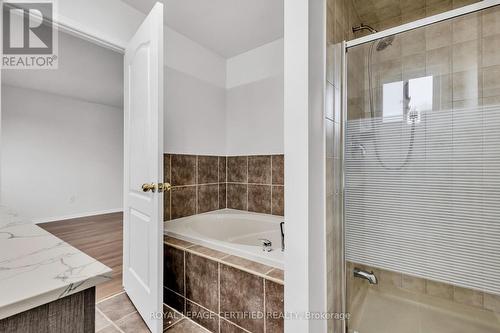 114 Botavia Downs Drive, Brampton, ON - Indoor Photo Showing Bathroom