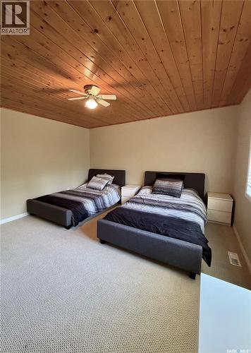 60 Estates Drive, Elk Ridge, SK - Indoor Photo Showing Bedroom