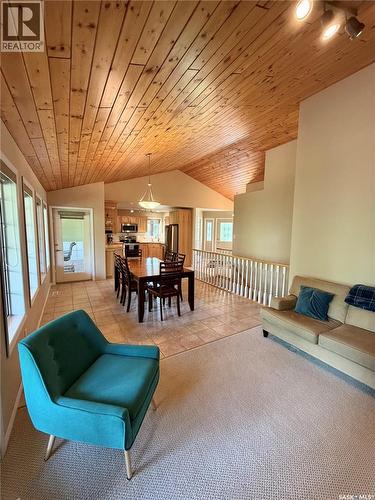60 Estates Drive, Elk Ridge, SK - Indoor