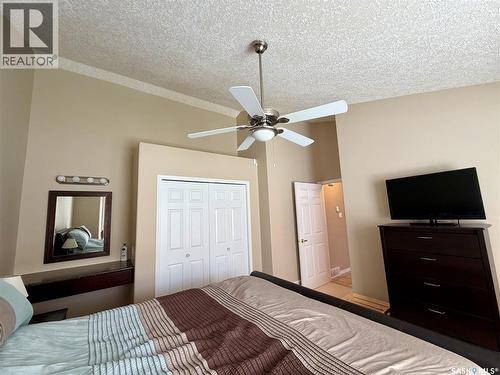 60 Estates Drive, Elk Ridge, SK - Indoor Photo Showing Bedroom