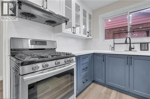 441 West 5Th Street, Hamilton, ON - Indoor Photo Showing Kitchen