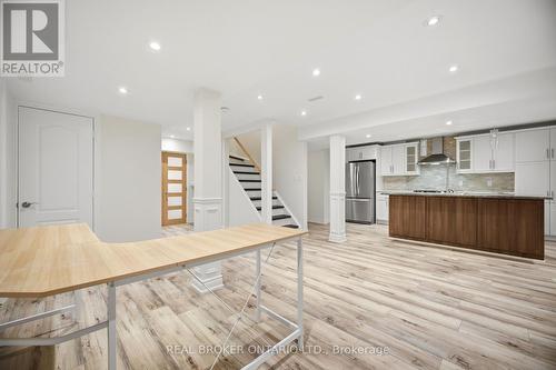3277 Paul Henderson Drive, Mississauga, ON - Indoor