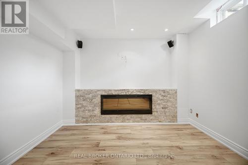 3277 Paul Henderson Drive, Mississauga, ON - Indoor Photo Showing Other Room