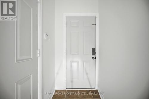 3277 Paul Henderson Drive, Mississauga, ON - Indoor Photo Showing Other Room