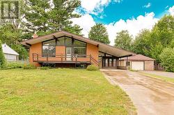 31 SELKIRK STREET  Petawawa, ON K8H 1P1