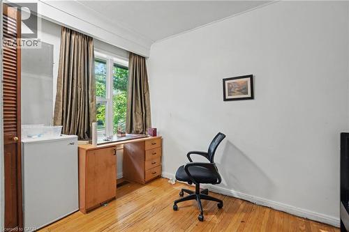 Hardwood flooring underfoot - 47 Bowman Street, Hamilton, ON - Indoor