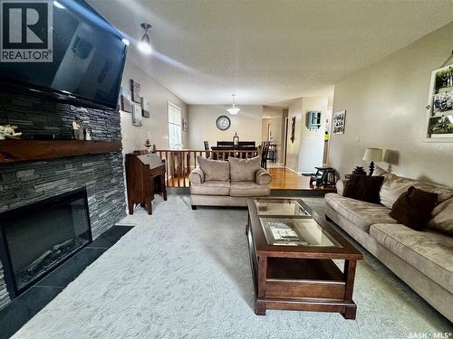 34 Blackwell Crescent, Yorkton, SK - Indoor Photo Showing Living Room With Fireplace