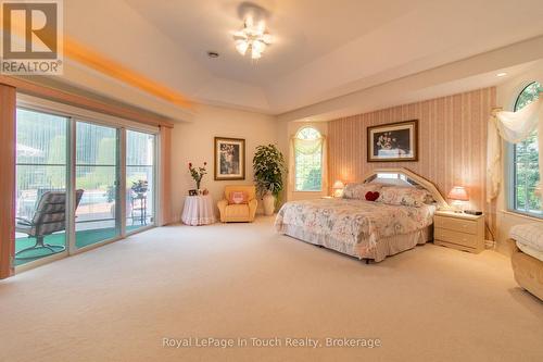 58 Mourning Dove Trail, Tiny, ON - Indoor Photo Showing Bedroom