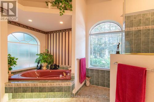 58 Mourning Dove Trail, Tiny, ON - Indoor Photo Showing Other Room