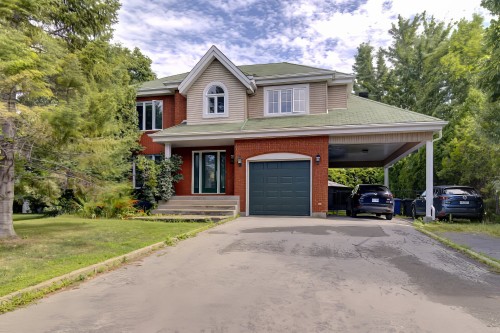3004 Av. de la Canardière  Vaudreuil-Dorion, QC J7V 9E6