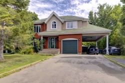 3004 Av. de la Canardière  Vaudreuil-Dorion, QC J7V 9E6