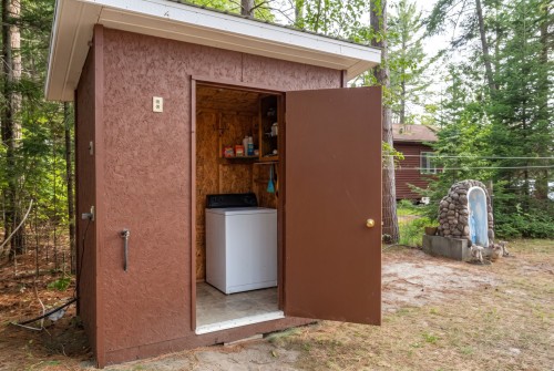 Salle de lavage - 17 Ch. Bellevue, Cayamant, QC - Outdoor With Exterior