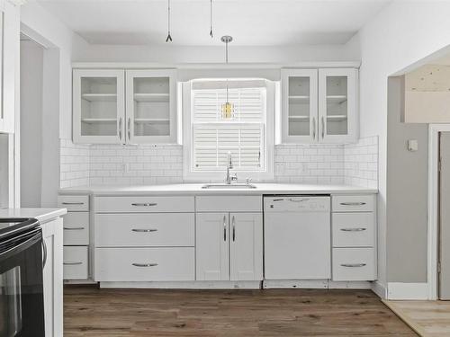 5873 Merkel Street, Halifax, NS - Indoor Photo Showing Kitchen With Upgraded Kitchen