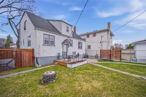 900 Bond Street, Winnipeg, MB - Outdoor