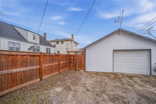 900 Bond Street, Winnipeg, MB - Outdoor With Exterior