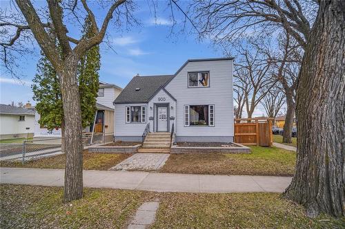 900 Bond Street, Winnipeg, MB - Outdoor