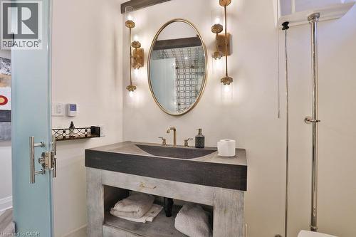 1352 Nocturne Court, Mississauga, ON - Indoor Photo Showing Bathroom