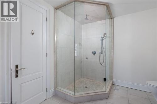 257 Hanover Street, Oakville, ON - Indoor Photo Showing Bathroom