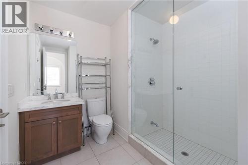 257 Hanover Street, Oakville, ON - Indoor Photo Showing Bathroom
