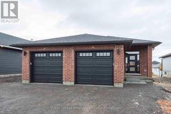 47 DEWAL PLACE Belleville (Belleville Ward), ON K8P 0H3