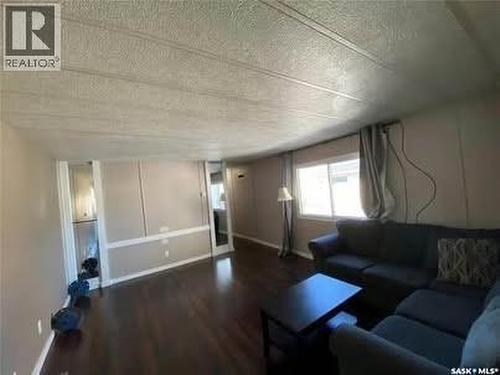 68 Spencer Drive, Kindersley, SK 