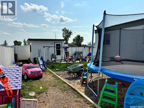 68 Spencer Drive, Kindersley, SK 