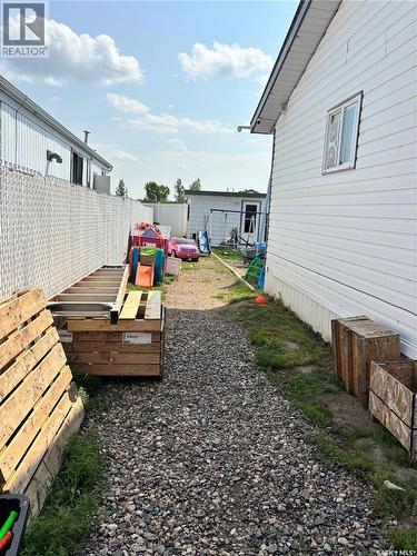 68 Spencer Drive, Kindersley, SK 