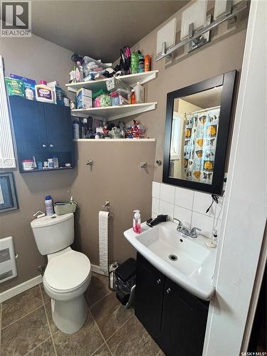 68 Spencer Drive, Kindersley, SK 