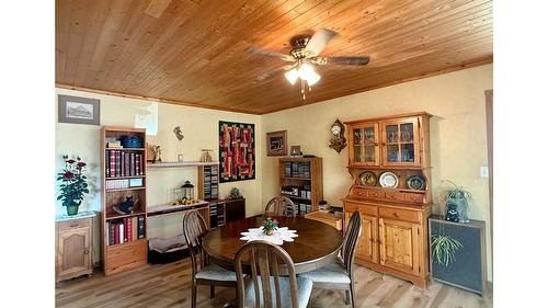 6532 Wasa Lake Park Drive, Wasa, BC - Indoor Photo Showing Dining Room