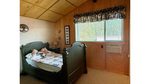 6532 Wasa Lake Park Drive, Wasa, BC - Indoor Photo Showing Bedroom