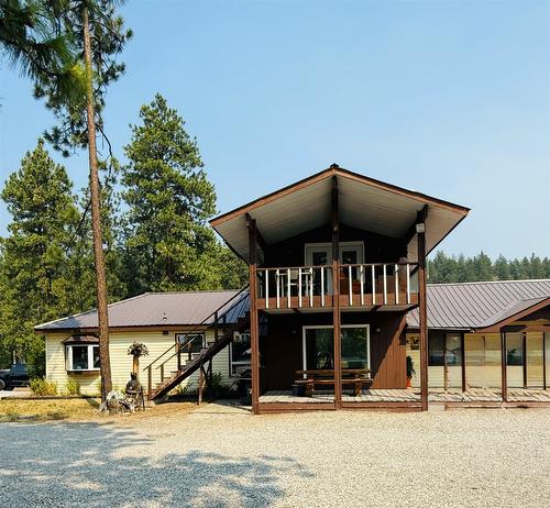 6532 Wasa Lake Park Drive, Wasa, BC - Outdoor