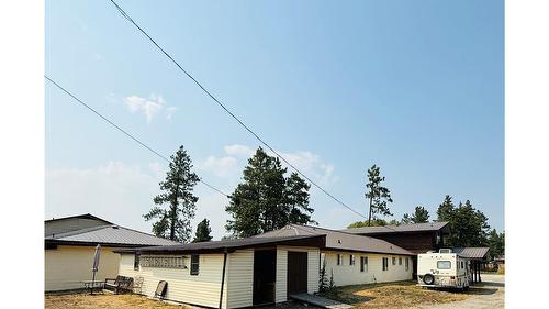 6532 Wasa Lake Park Drive, Wasa, BC - Outdoor