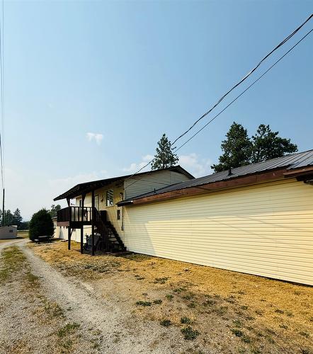 6532 Wasa Lake Park Drive, Wasa, BC - Outdoor