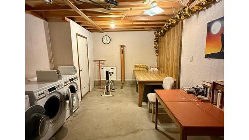 6532 Wasa Lake Park Drive, Wasa, BC - Indoor Photo Showing Laundry Room